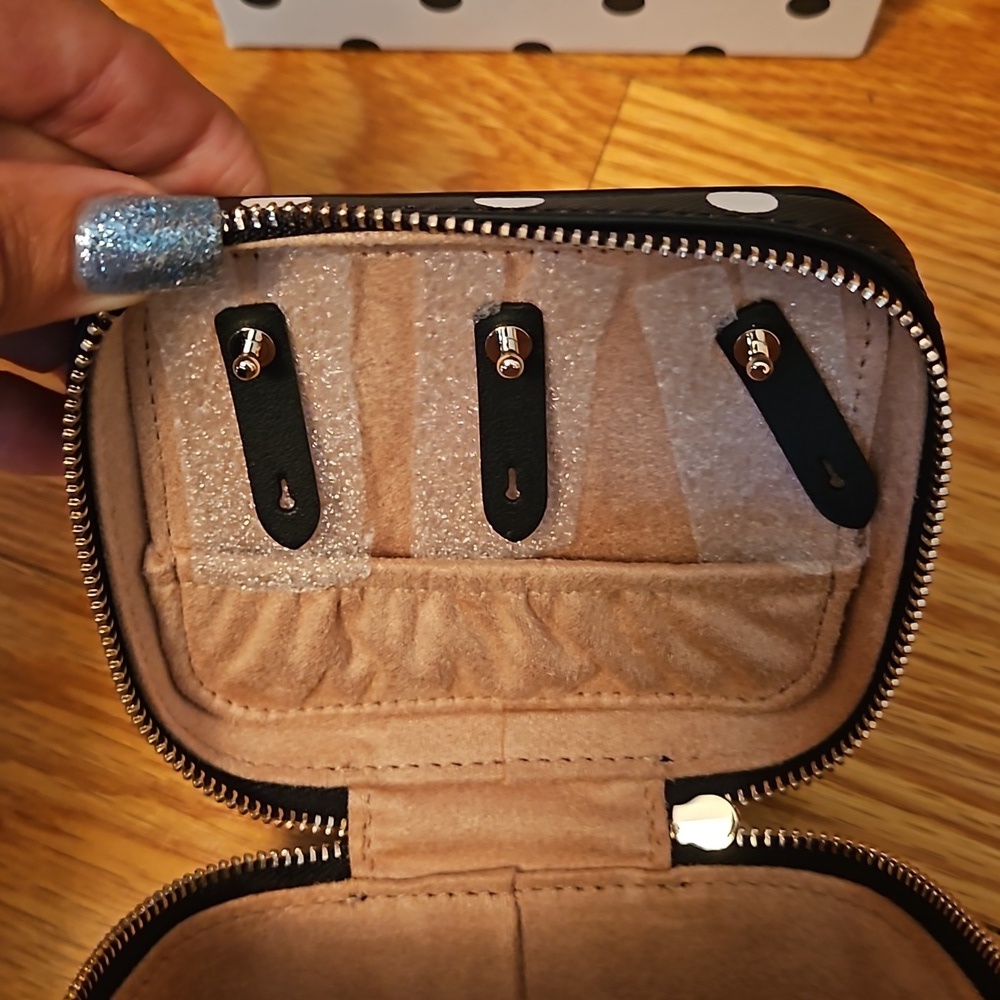 Kate Spade Boxed Travel Jewelry Holder NWT - Picture 4 of 12